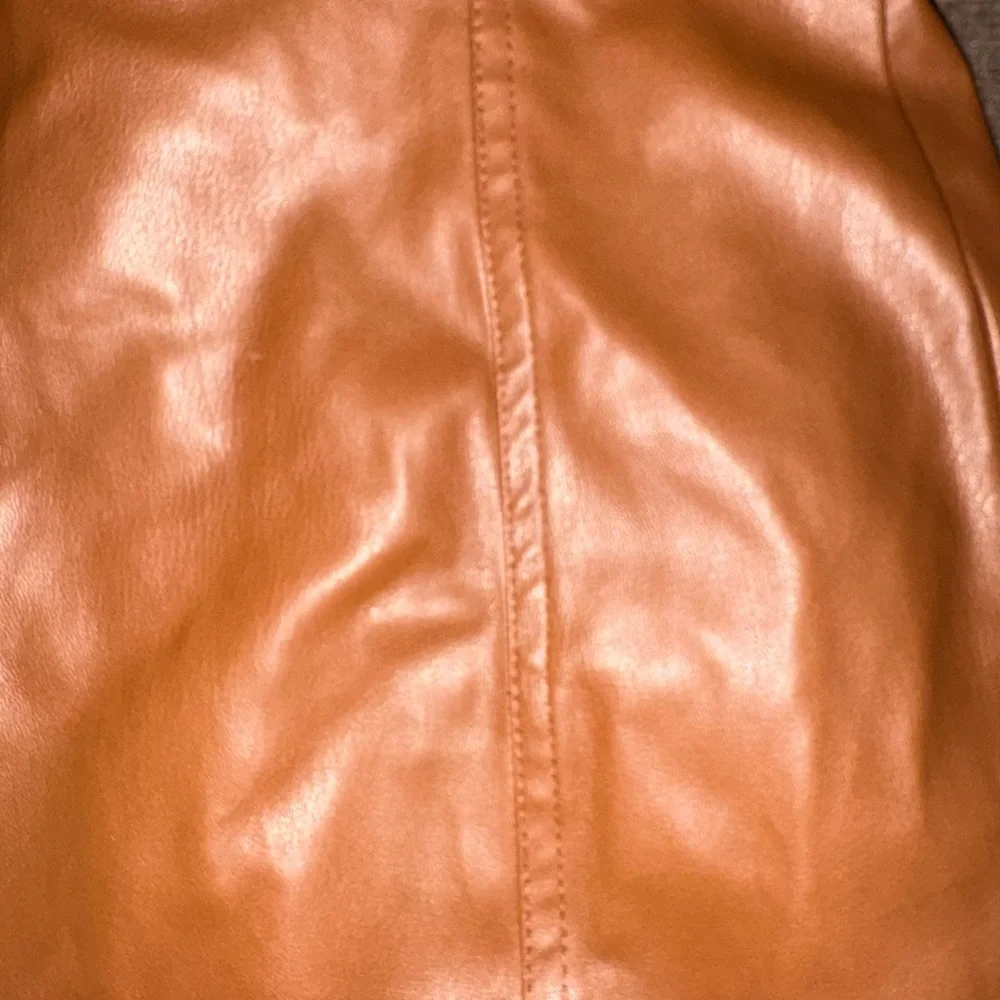 Zara Faux Leather Mini Skirt Caramel Brown High-Waist Chic Luxury Look - Picture 6 of 6